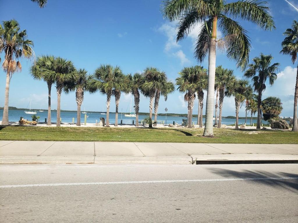 Island-Life! A Appartement Fort Pierce Buitenkant foto